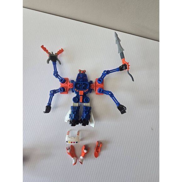 Mighty Morphin Power Rangers in Space Blue Battlized Ranger - Picture 6 of 6